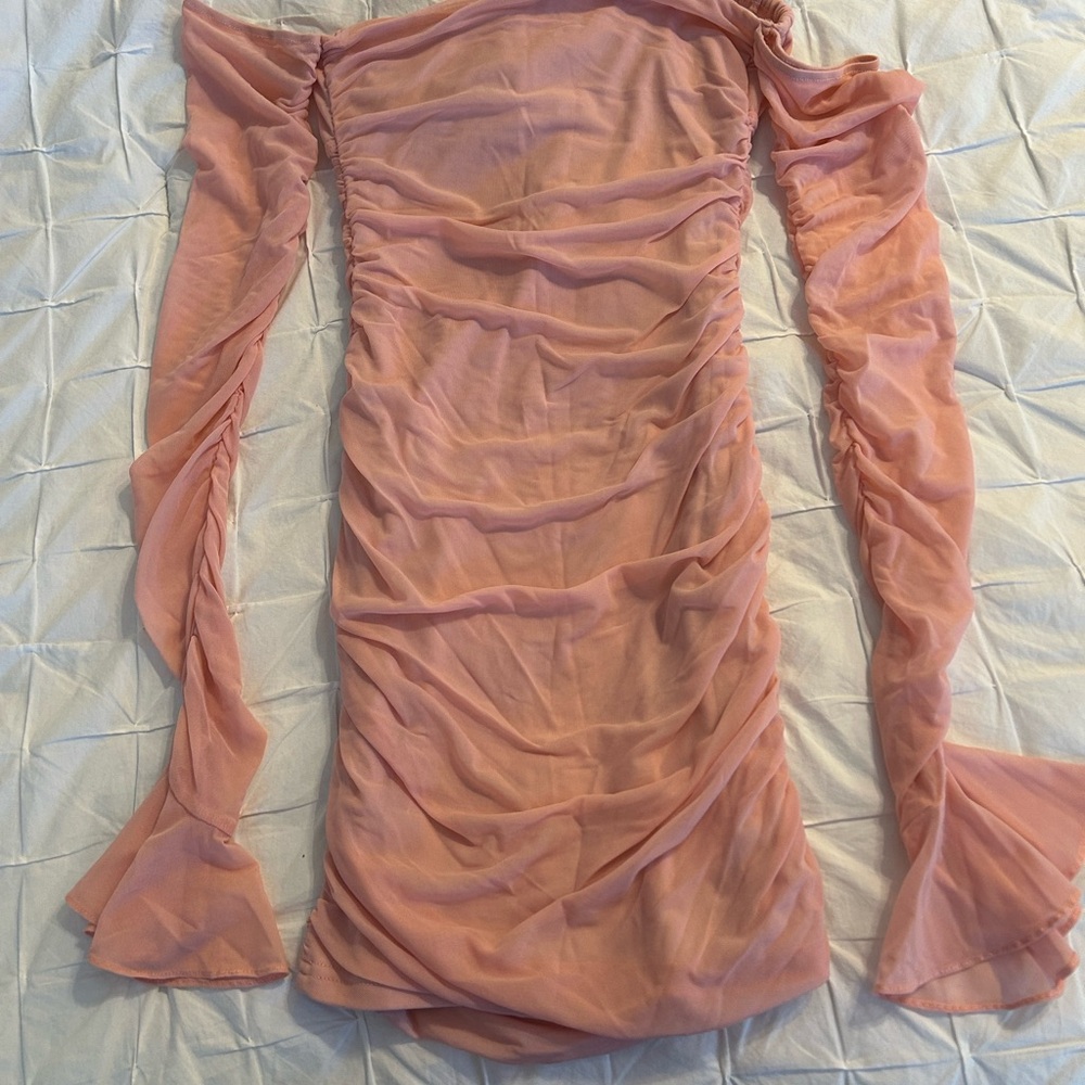 Pink Ruched Off-Shoulder mini Dress - Picture 4 of 5